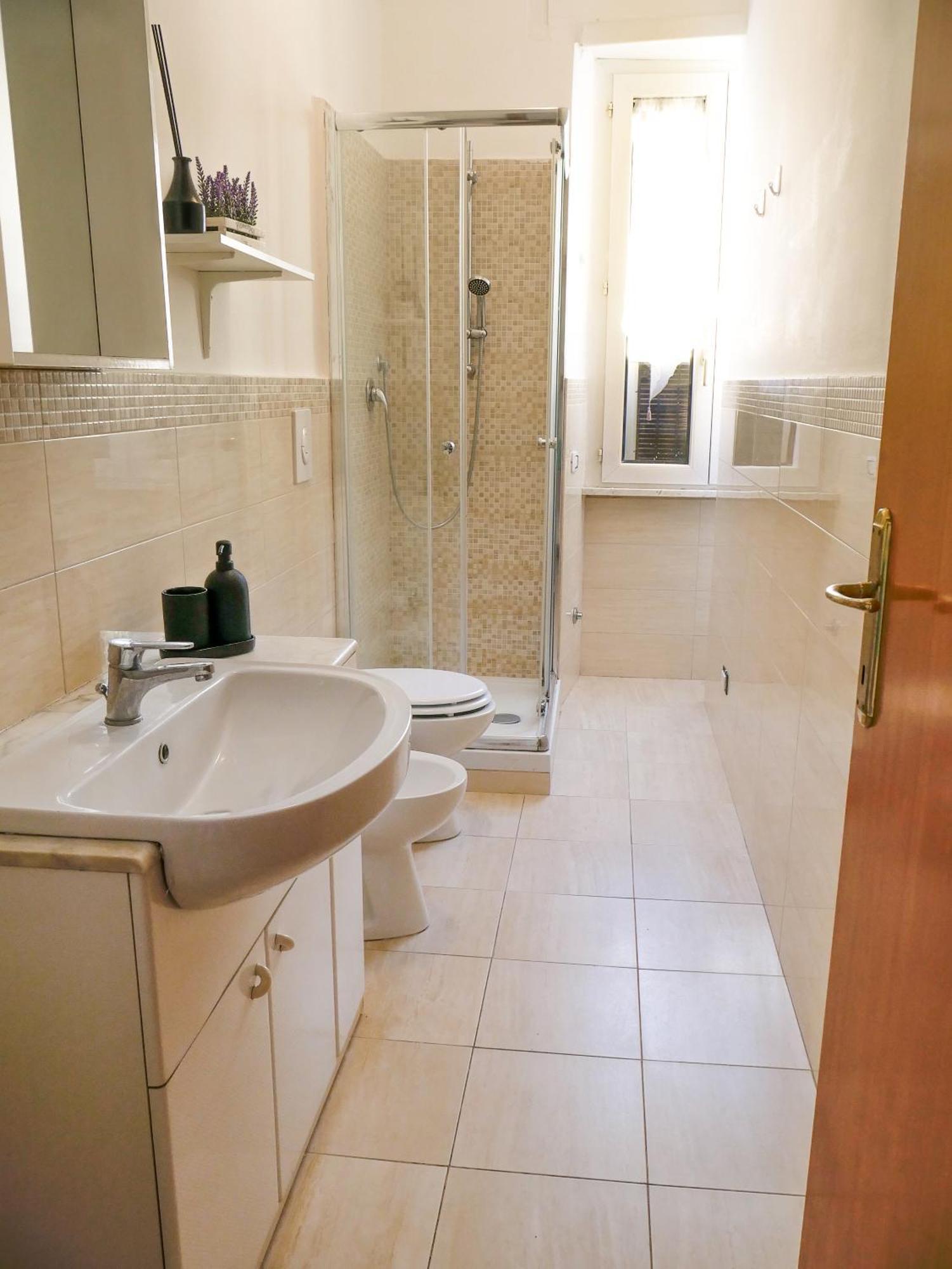Modern 1 Bedroom Near Metro Rom Eksteriør billede